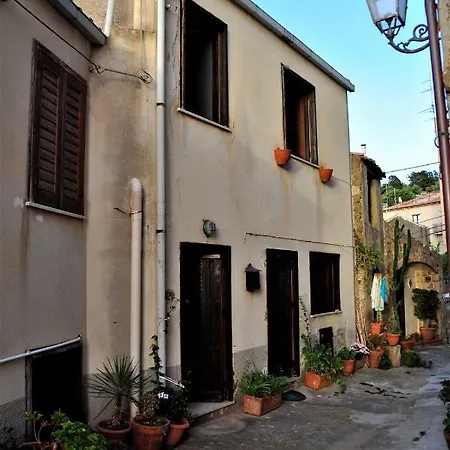Piccolo Paradiso *